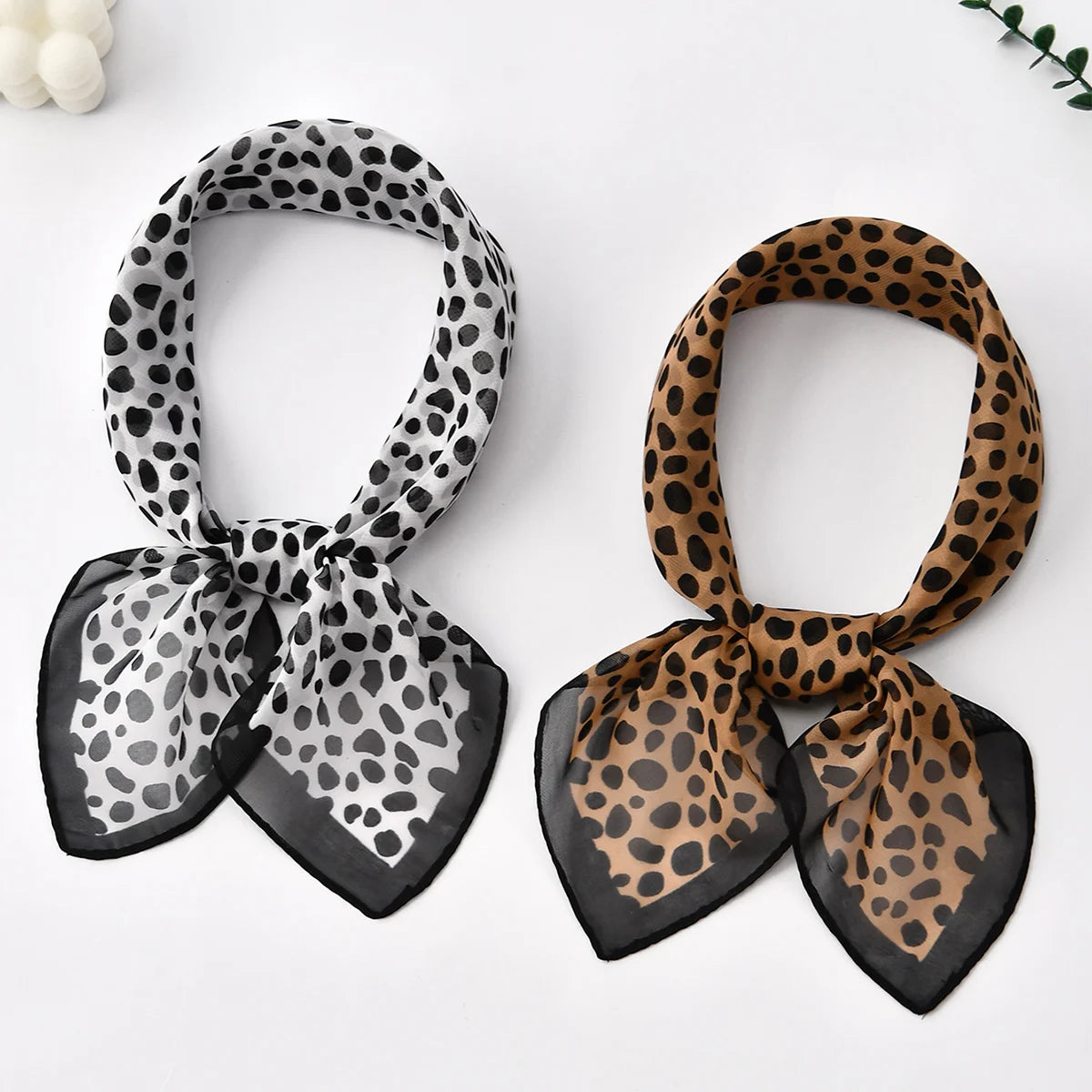 Serava – Leo-Halstuch für stilvolle Akzente