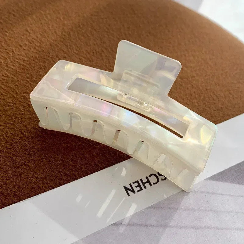 Velura – Haarklammern mit Stil & Halt