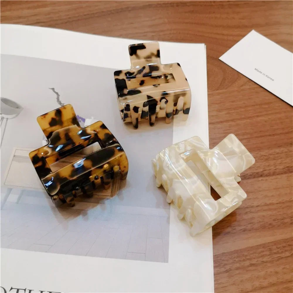 Velura – Haarklammern mit Stil & Halt